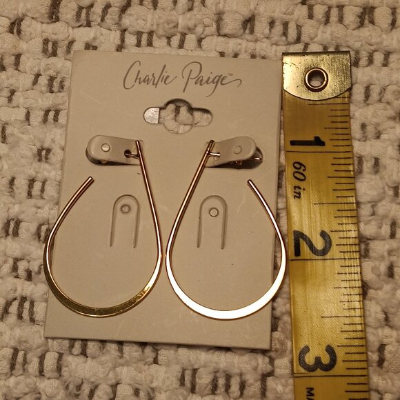 3 pc statement jewelry lot - necklace, calf hair bracelet, tear drop earrings - Picture 15 of 16